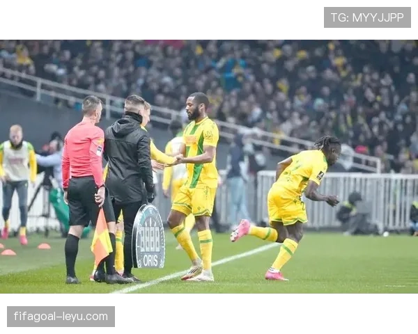 南特焕新阵容开启法甲新征程,展现强劲崛起势头 南特焕新阵容开启法甲新征程,展现强劲崛起势头